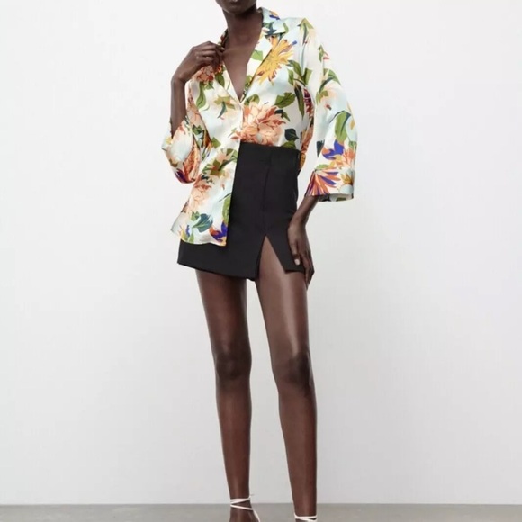 ZARA Satin floral print buttoned down woman’s shirt blouse Sz XS - Picture 11 of 14